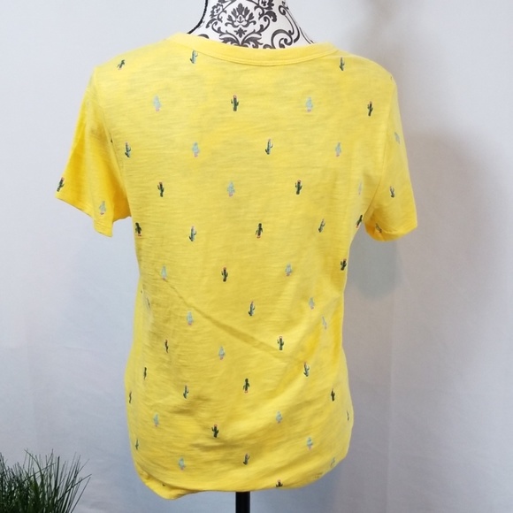 Old Navy "Everywear" Cactus Print Slub Tee - Picture 5 of 8